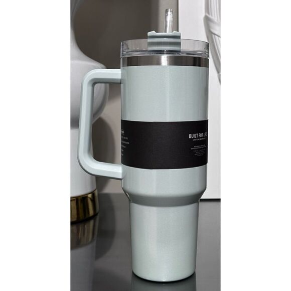 Stanley “OG” Adventure Quencher 40oz Tumbler- SPEARMINT PEARLESCENT - Picture 2 of 4